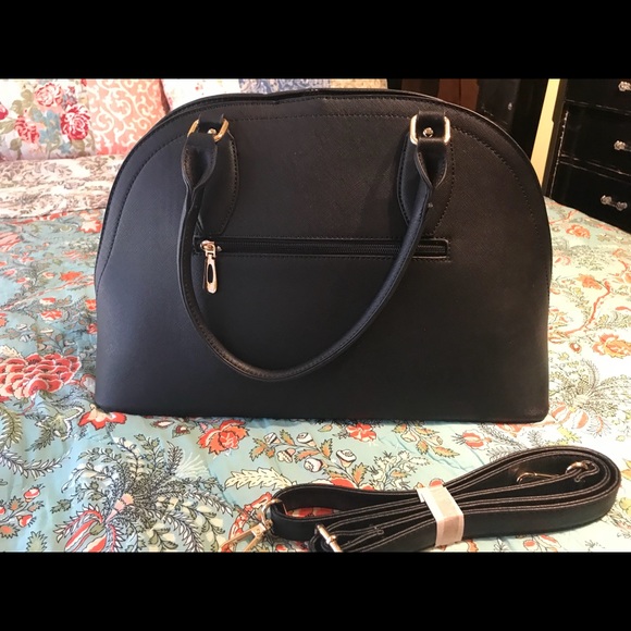 Alyssa Purse - Picture 2 of 3